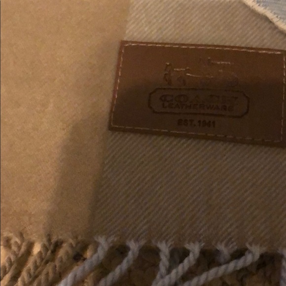 Coach cashmere scarf - Picture 2 of 2